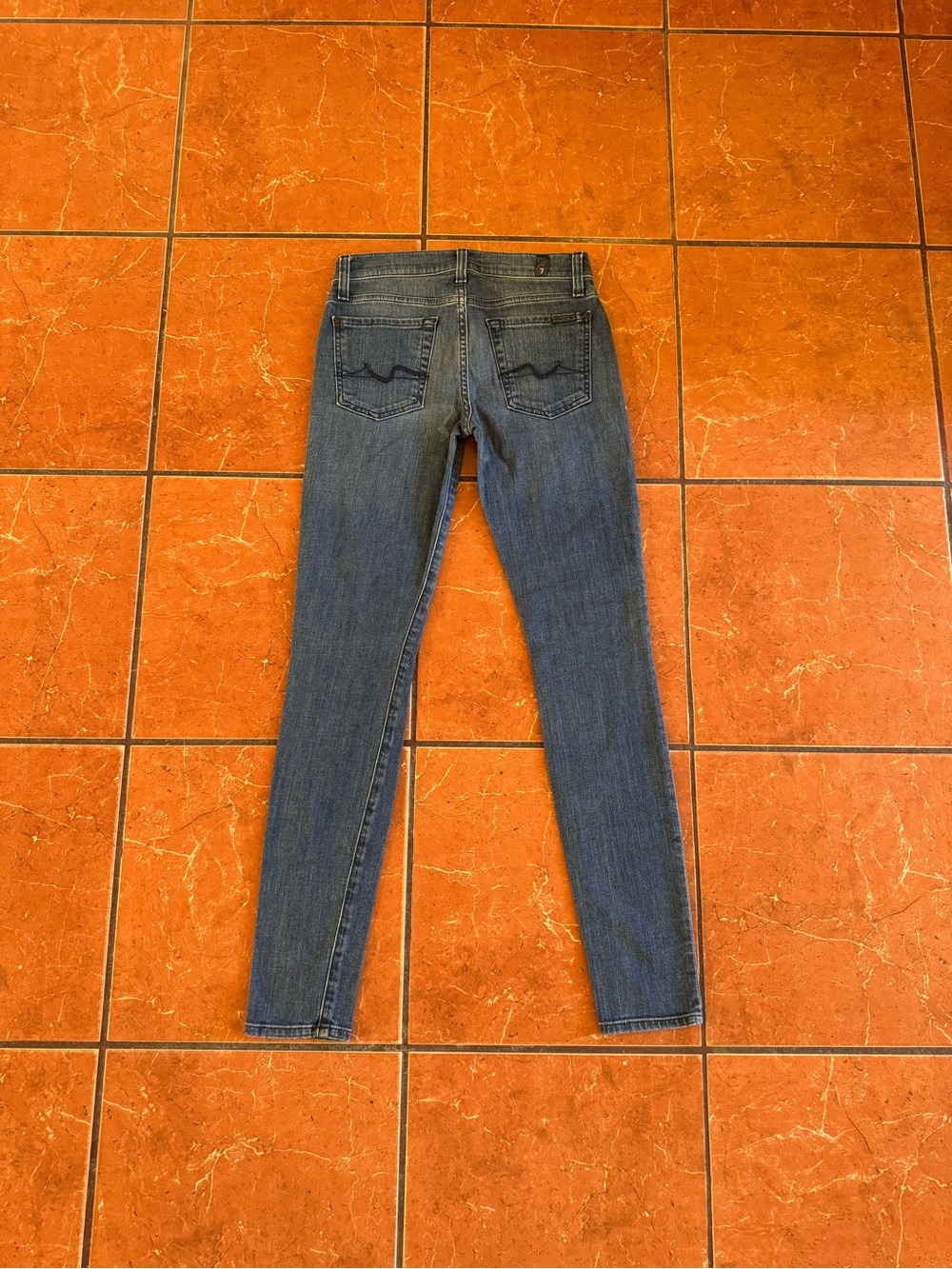 7 For All Mankind Women’s Skinny Jeans Size 25 Dark Wash